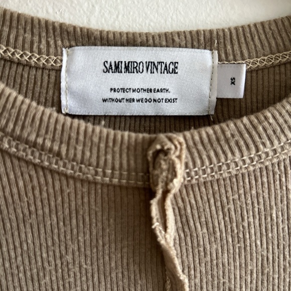 Asymmetrical Tan Long Sleeve Top - Picture 5 of 7